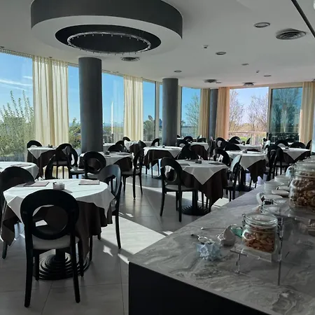 Abahotel 3* ميلانو ماريتيما