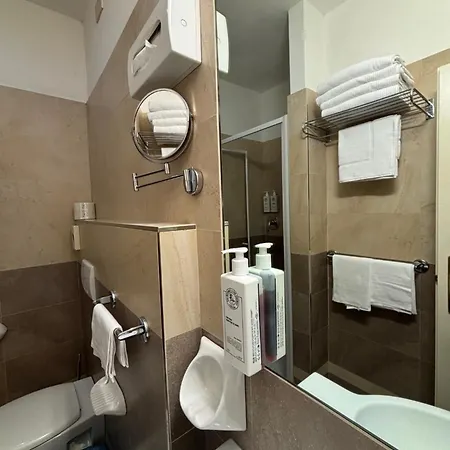 Ξενοδοχείο Abahotel 3*